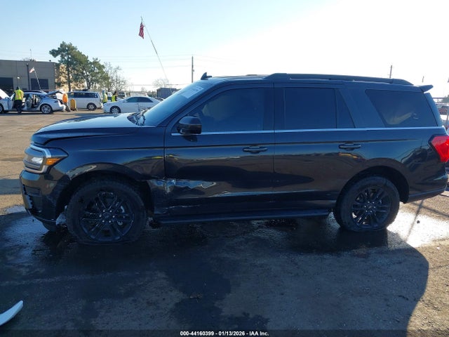 1FMJU1J87REA40087 Ford Expedition Xlt