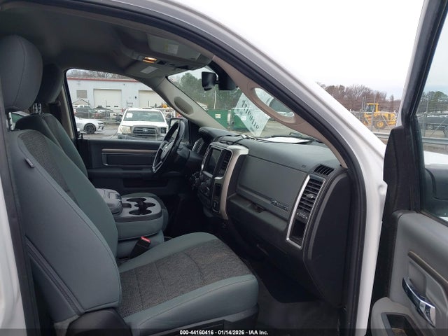 Продажа на аукционе авто 2019 Ram 1500 Classic Big Horn  4x4 6'4 Box, vin: 1C6RR7TT6KS696311, номер лота: 44160416