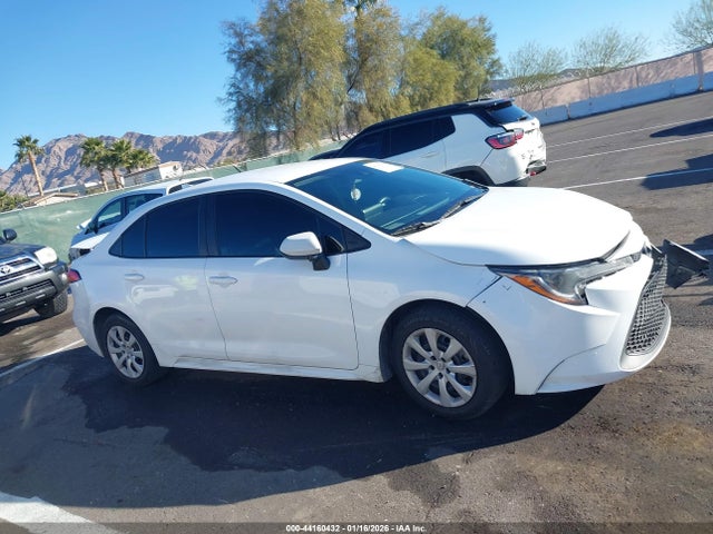 Toyota COROLLA LE 2022 5YFEPMAE3NP339464 Image 13
