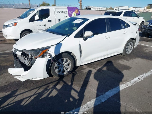Toyota COROLLA LE 2022 5YFEPMAE3NP339464 Image 2
