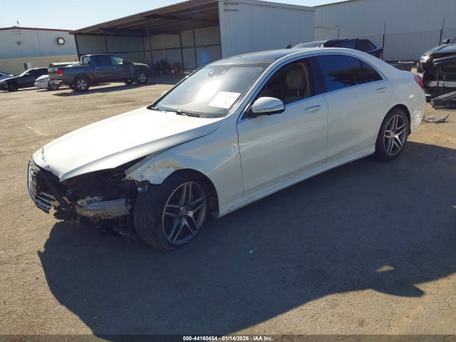 Mercedes-Benz S 550 2014 WDDUG8CB7EA044562 Image 2