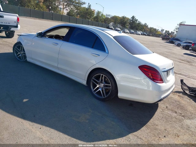 Mercedes-Benz S 550 2014 WDDUG8CB7EA044562 Image 3