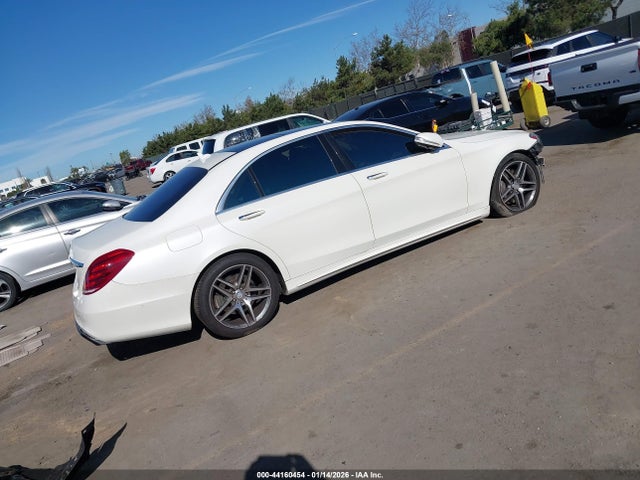 Mercedes-Benz S 550 2014 WDDUG8CB7EA044562 Image 4