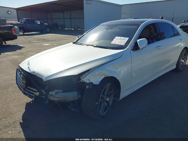Mercedes-Benz S 550 2014 WDDUG8CB7EA044562 Image 6