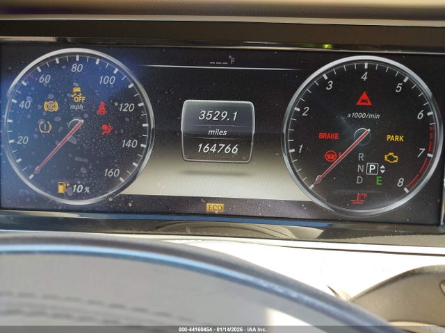 Mercedes-Benz S 550 2014 WDDUG8CB7EA044562 Image 7