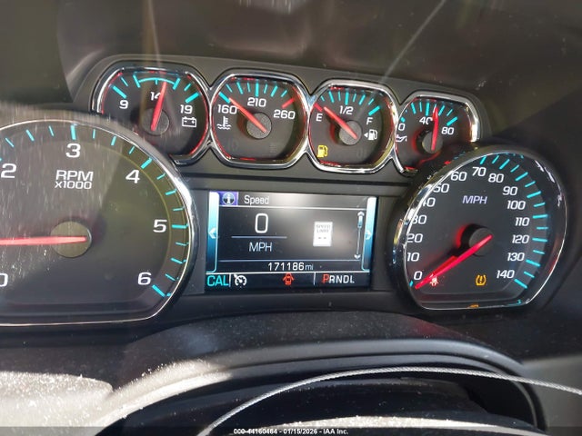 1GNSKHKC9KR394273 Chevrolet Suburban Lt
