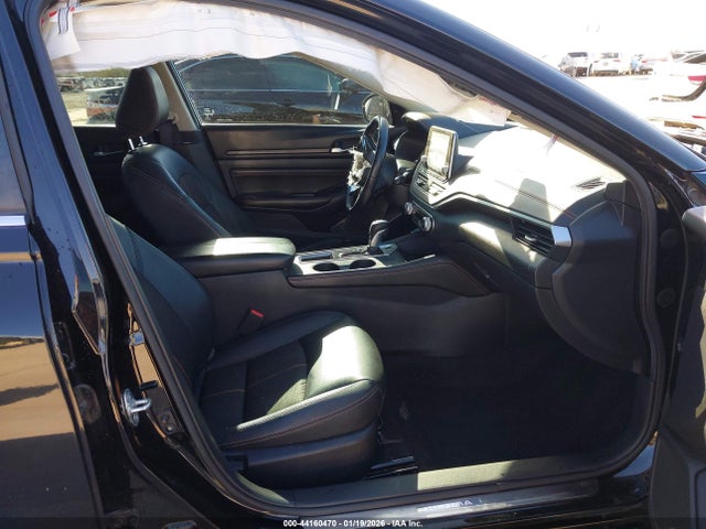1N4BL4CVXLN318607 Nissan Altima Sr Fwd