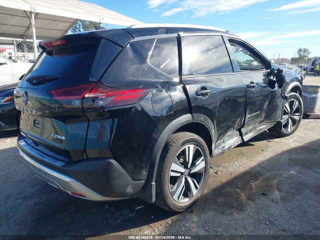 JN8BT3DC3PW106217 Nissan Rogue Platinum Fwd