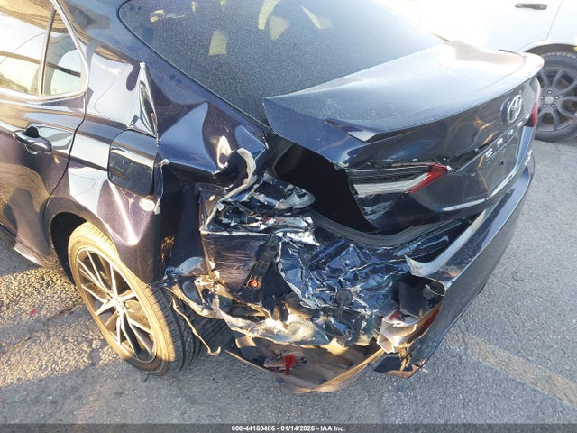 4T1T11BK8MU046877 Toyota Camry Se Awd