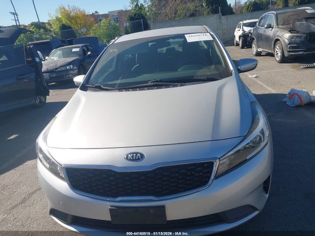3KPFL4A7XJE217973 KIA FORTE LX