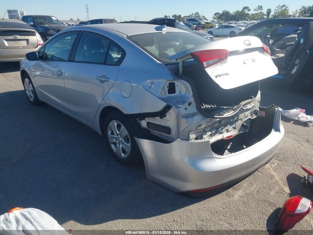3KPFL4A7XJE217973 KIA FORTE LX