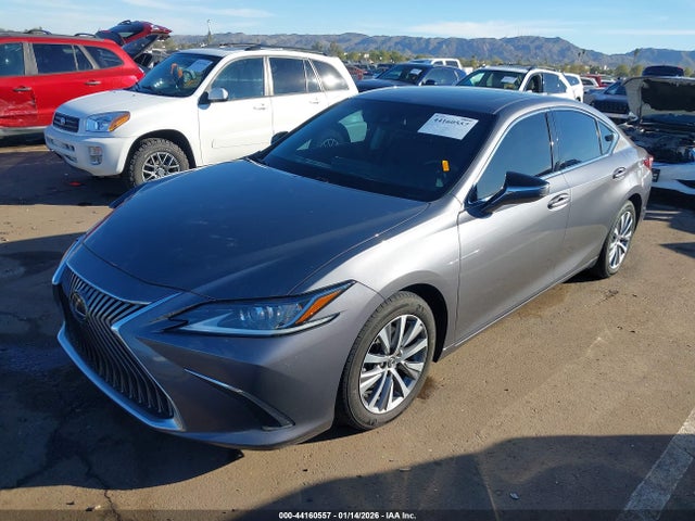 44160557 :رقم المزاد ، 58ACZ1B14LU071993 vin ، 2020 Lexus Es 350 مزاد بيع