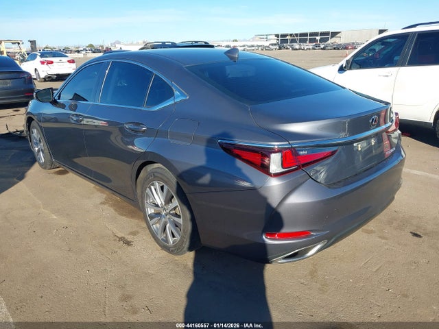 44160557 :رقم المزاد ، 58ACZ1B14LU071993 vin ، 2020 Lexus Es 350 مزاد بيع