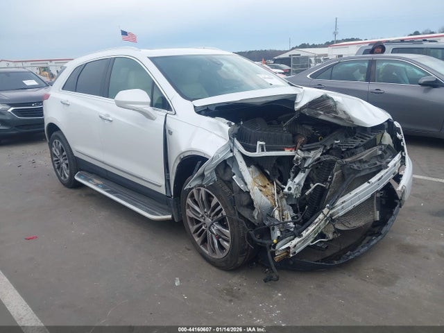 2017 CADILLAC XT5 1GYKNCRS2HZ133571 Photo 0