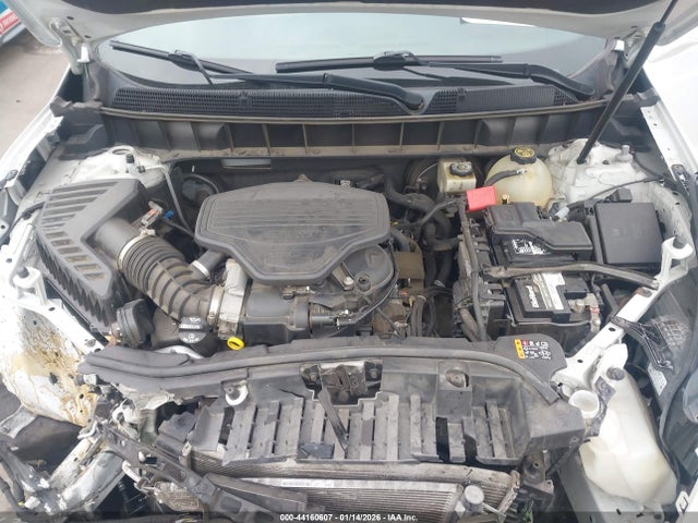 2017 CADILLAC XT5 1GYKNCRS2HZ133571 Photo 9