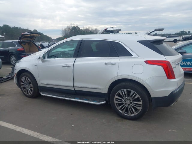 44160607 :رقم المزاد ، 1GYKNCRS2HZ133571 vin ، 2017 Cadillac Xt5 Premium Luxury مزاد بيع