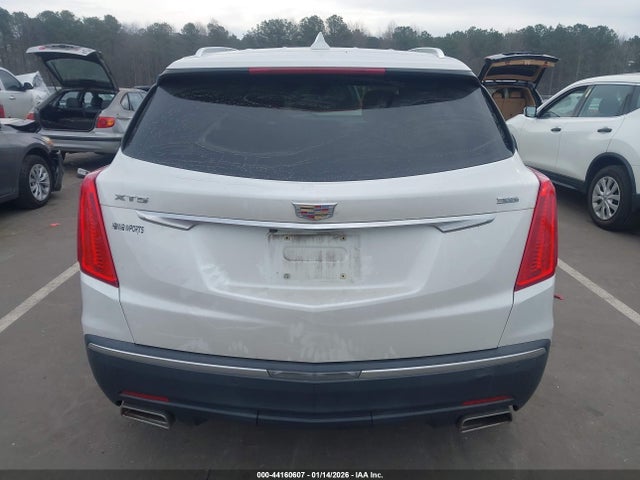 44160607 :رقم المزاد ، 1GYKNCRS2HZ133571 vin ، 2017 Cadillac Xt5 Premium Luxury مزاد بيع