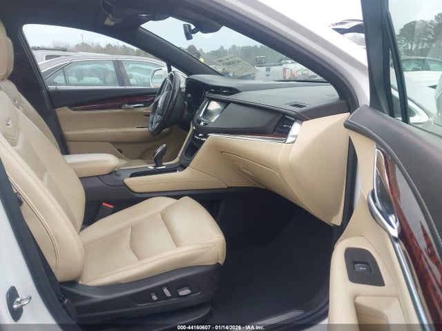 2017 CADILLAC XT5 1GYKNCRS2HZ133571 Photo 4