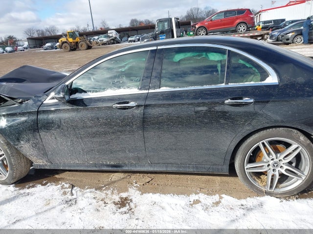 Продаж на аукціоні авто 2018 Mercedes-benz E 300, vin: WDDZF4JBXJA393181, номер лоту: 44160636