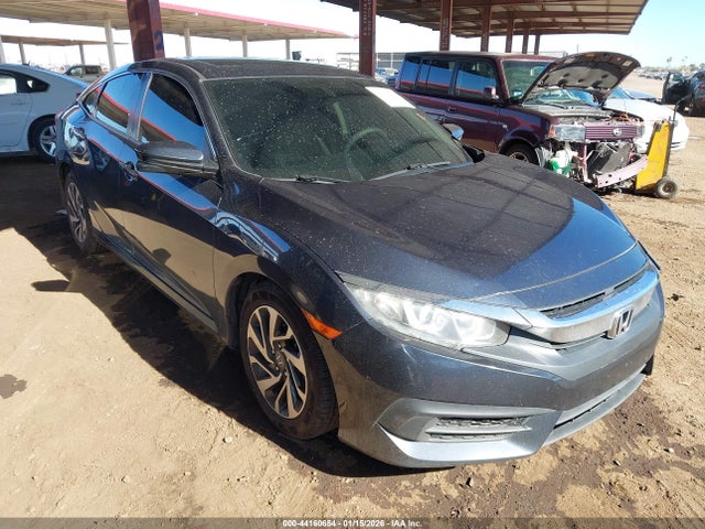 Honda CIVIC EX 2017 2HGFC2F78HH577465 главное изображение