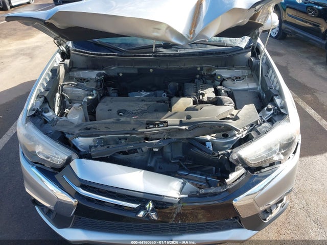 2018 MITSUBISHI OUTLANDER SPORT JA4AP3AWXJU000628 Photo 9