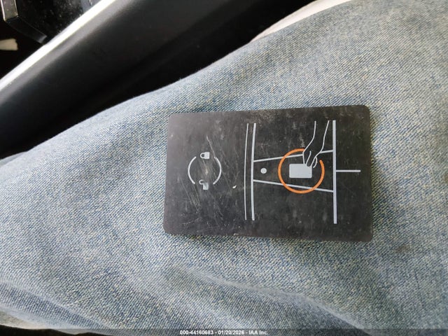 2018 TESLA MODEL 3 5YJ3E1EB0JF147355 Photo 10