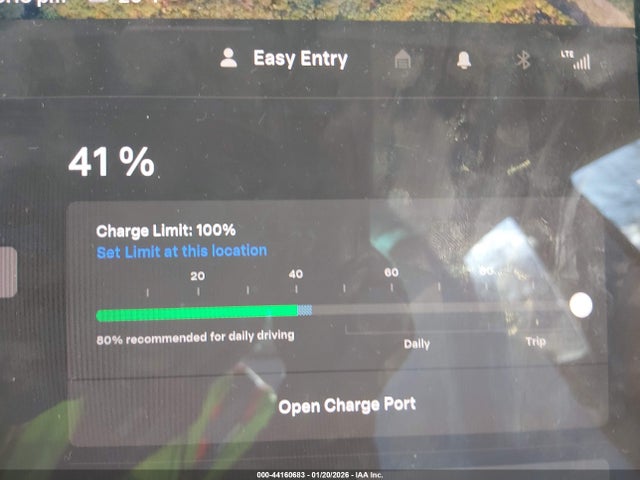Tesla Model 3 Long Range/performance 2018 5YJ3E1EB0JF147355 Image 17