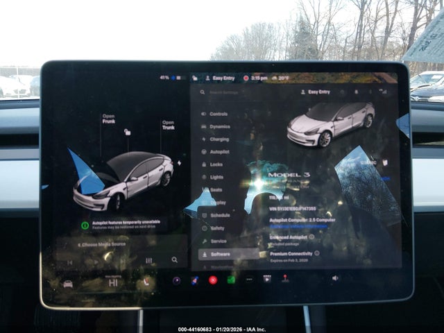 Tesla Model 3 Long Range/performance 2018 5YJ3E1EB0JF147355 Image 18