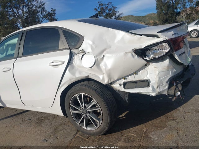 3KPF24AD2NE503749 KIA Forte Lxs
