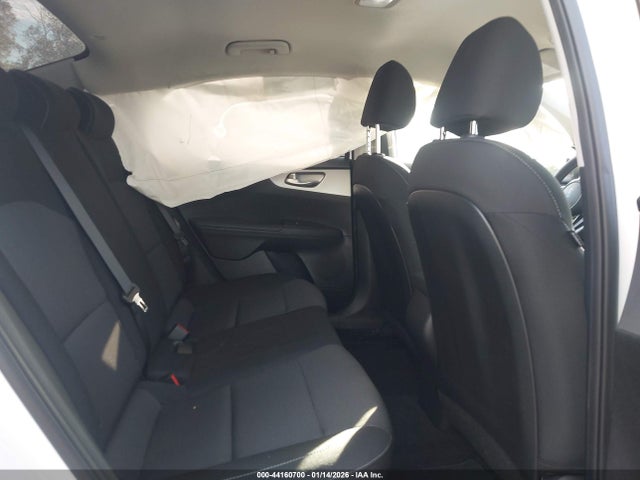 3KPF24AD2NE503749 KIA Forte Lxs