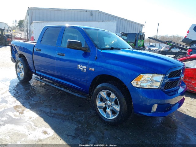 44160787 :رقم المزاد ، 1C6RR7KTXKS607373 vin ، 2019 Ram 1500 Classic Express  4x4 5'7 Box مزاد بيع