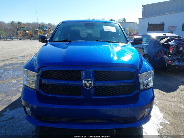 44160787 :رقم المزاد ، 1C6RR7KTXKS607373 vin ، 2019 Ram 1500 Classic Express  4x4 5'7 Box مزاد بيع