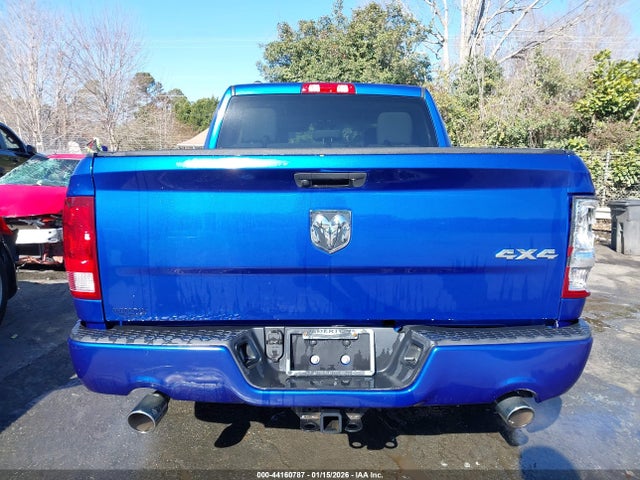 44160787 :رقم المزاد ، 1C6RR7KTXKS607373 vin ، 2019 Ram 1500 Classic Express  4x4 5'7 Box مزاد بيع
