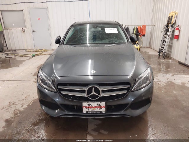 2015 Mercedes-benz C 300 4matic მანქანა იყიდება აუქციონზე, vin: 55SWF4KB8FU009052, აუქციონის ნომერი: 44160793