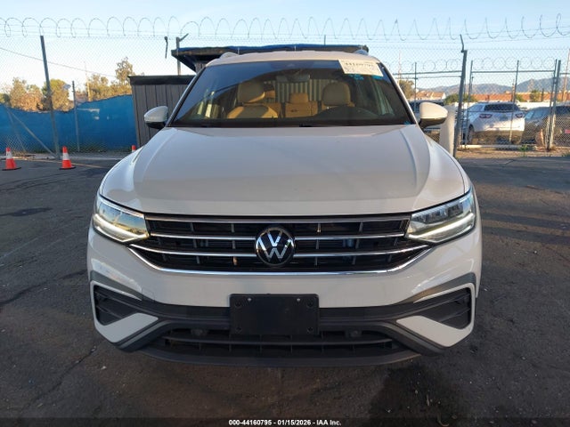 3VV3B7AX7RM001167 Volkswagen Tiguan 2.0t Se/2.0t Wolfsburg Edition