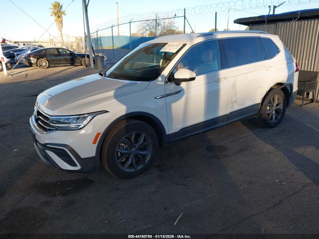 3VV3B7AX7RM001167 Volkswagen Tiguan 2.0t Se/2.0t Wolfsburg Edition
