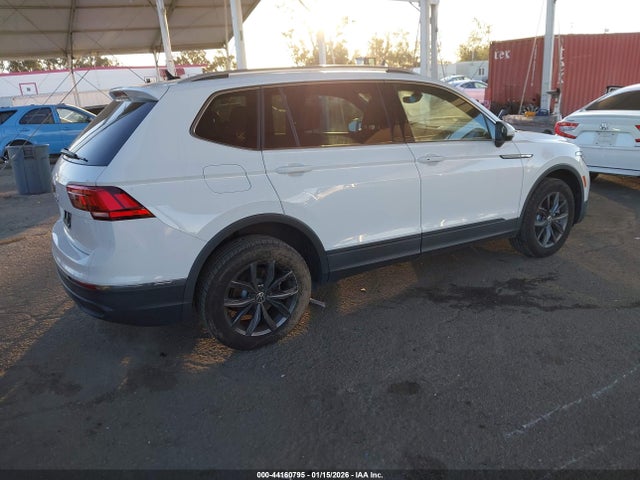3VV3B7AX7RM001167 Volkswagen Tiguan 2.0t Se/2.0t Wolfsburg Edition