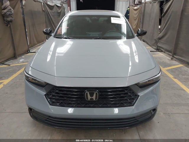 1HGCY2F71SA000738 Honda Accord Hybrid Sport-l