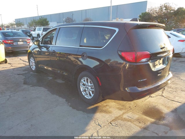 Chrysler Voyager Lx 2023 2C4RC1CG1PR548344 Image 3