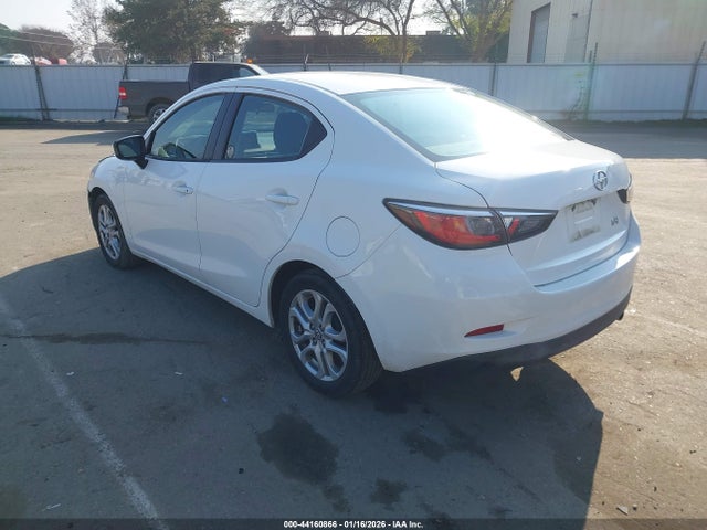 3MYDLBZV3GY144940 Scion IA