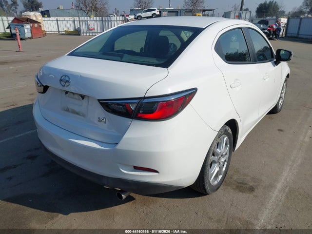 3MYDLBZV3GY144940 Scion IA