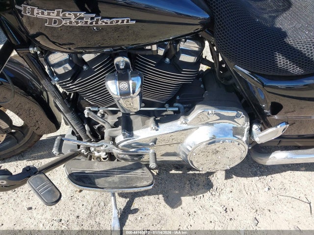 Harley-Davidson FLHX 2019 1HD1KBC34KB683522 Image 9