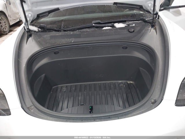 2021 Tesla Model 3 Long Range Dual Motor All-wheel Drive მანქანა იყიდება აუქციონზე, vin: 5YJ3E1EB2MF901991, აუქციონის ნომერი: 44160922