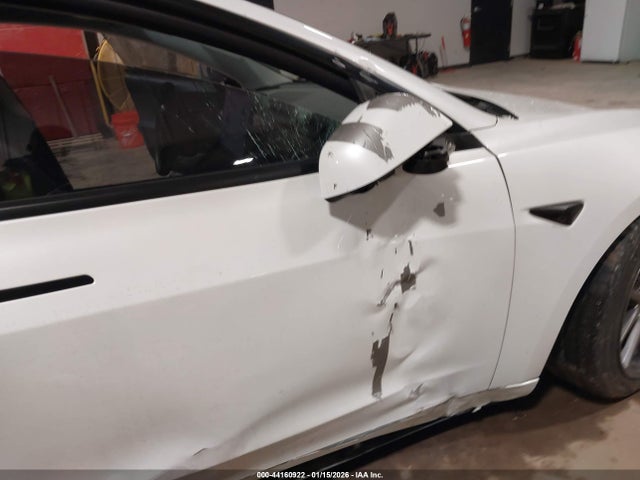 2021 Tesla Model 3 Long Range Dual Motor All-wheel Drive მანქანა იყიდება აუქციონზე, vin: 5YJ3E1EB2MF901991, აუქციონის ნომერი: 44160922