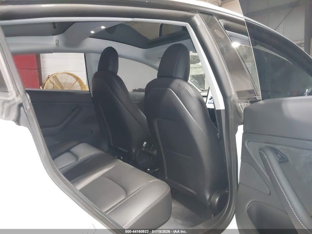 2021 Tesla Model 3 Long Range Dual Motor All-wheel Drive მანქანა იყიდება აუქციონზე, vin: 5YJ3E1EB2MF901991, აუქციონის ნომერი: 44160922