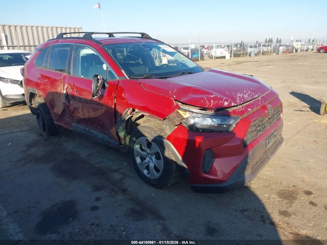 Toyota RAV4 LE 2020 2T3G1RFV7LC092907 главное изображение