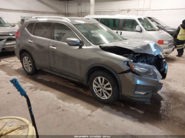 2017 NISSAN ROGUE KNMAT2MV0HP513653