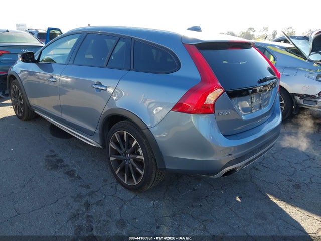 YV440MWK1H1037899 Volvo V60 Cross Country T5