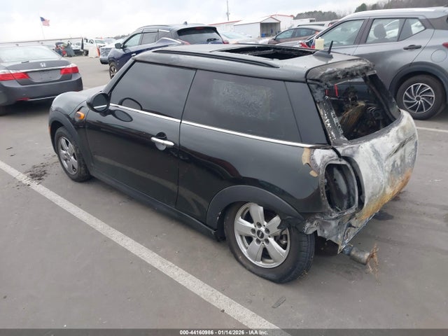 2015 MINI HARDTOP WMWXM5C53F3A59414 Photo 2