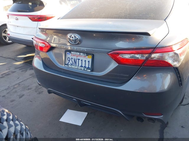 4T1B11HK5JU114289 Toyota CAMRY SE